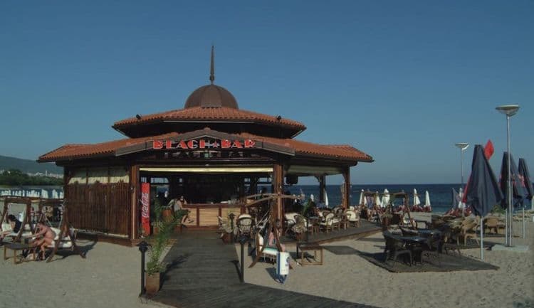 Royal Palace Helena Sands