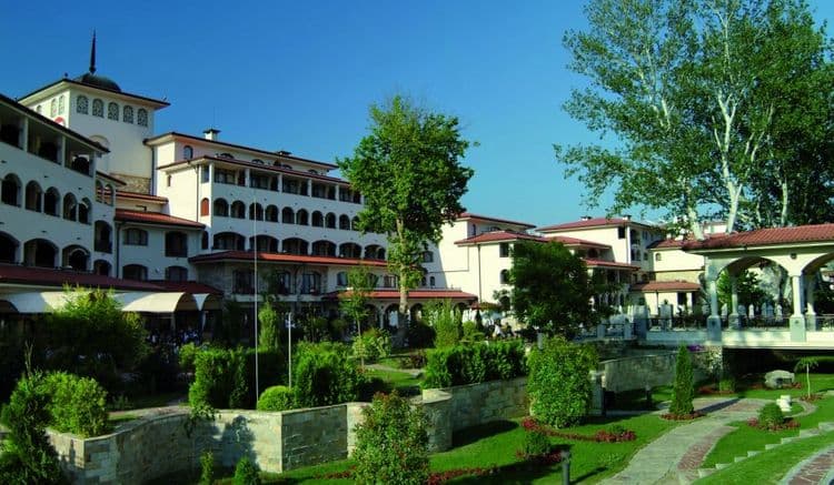 Royal Palace Helena Sands