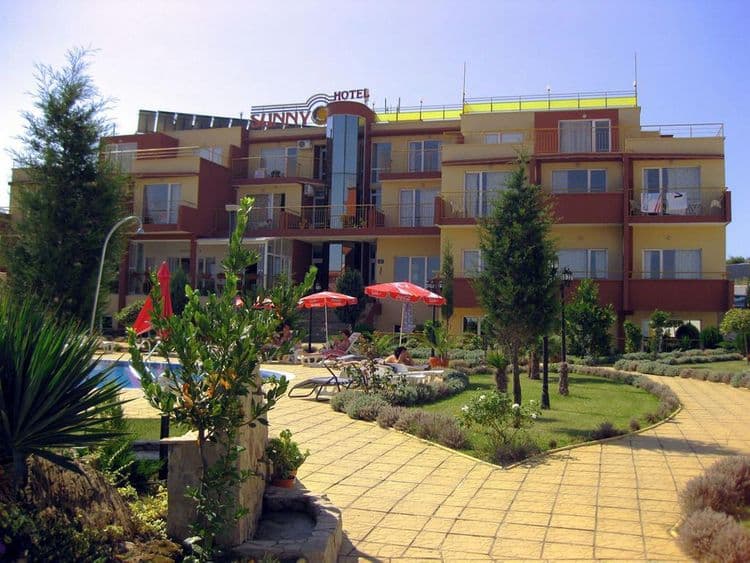 Sunny Hotel