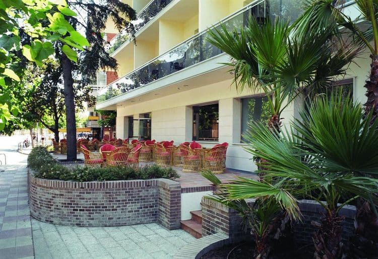 Clipper Hotel