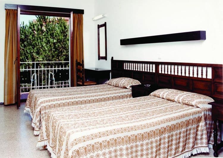 Clipper Hotel