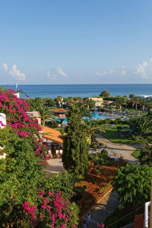 Anissa Beach & Village