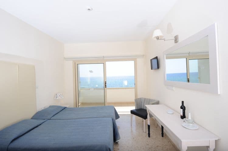 Pierre Anne Beach Hotel