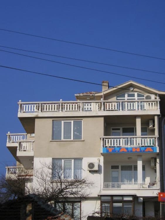 Тана