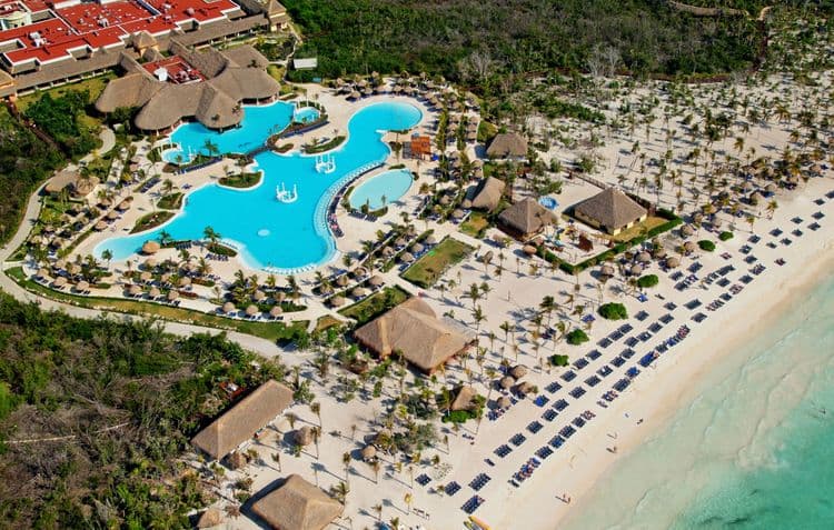 Grand Palladium Colonial Resort & Spa