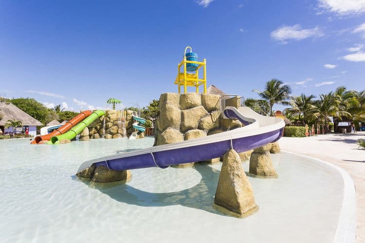 Grand Palladium Colonial Resort & Spa