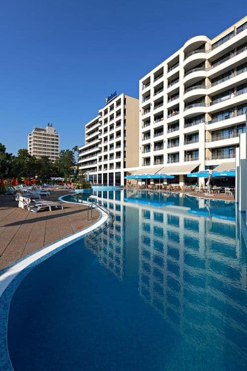 Globus Hotel
