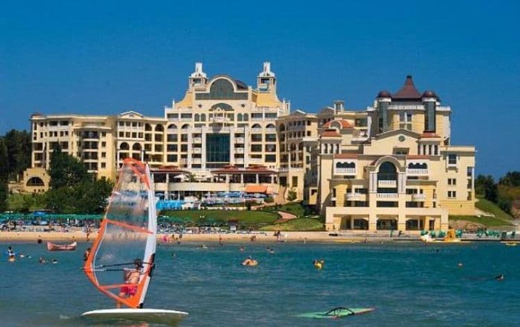 Marina Royal Palace