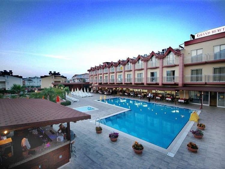 Grand Melis Hotel