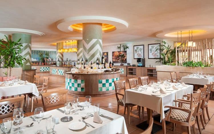 Sheraton La Caleta Resort & Spa