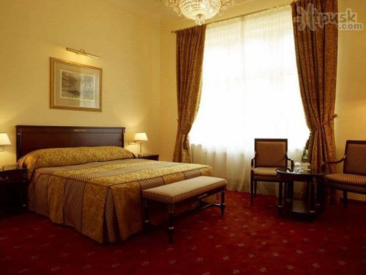Savoy Westend