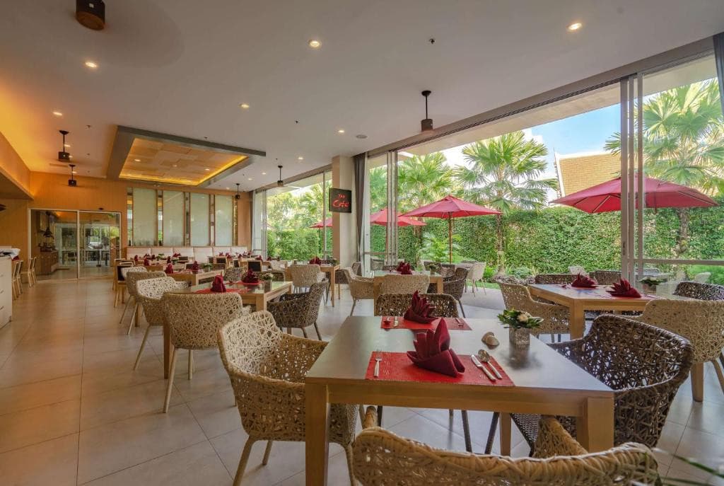 Ramada By Wydham Phuket Deevana