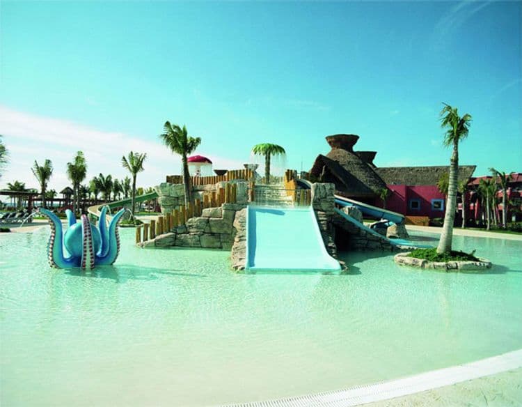 Barcelo Maya Tropical / Colonial