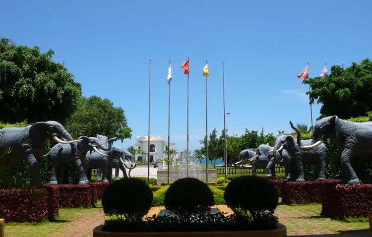 Universal Resort Sanya Yalong Bay