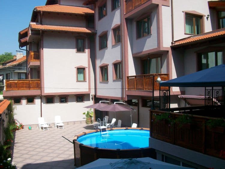 Martin Club Hotel