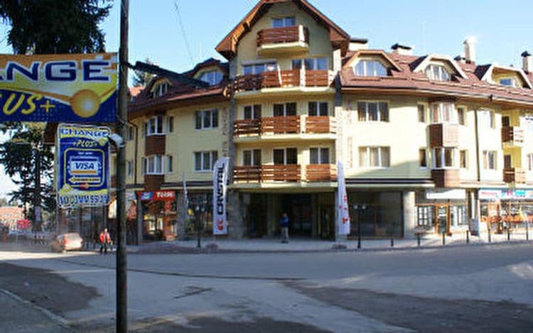Royal Plaza