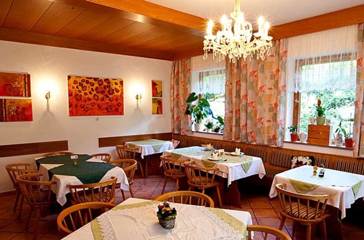 Pension Austria