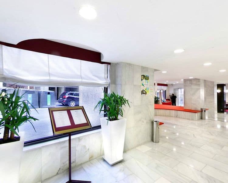 Kyriad Andorra Comtes d'Urgell Hotel