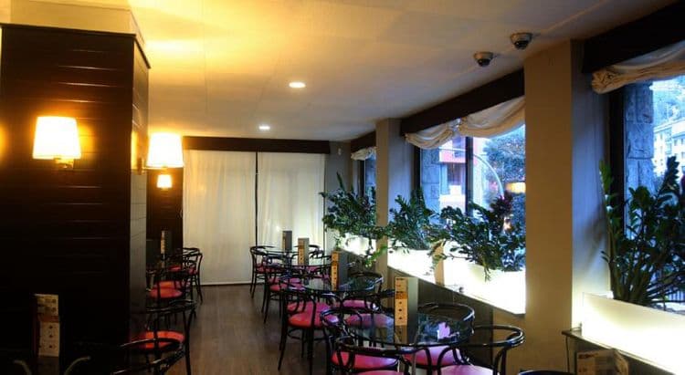 Kyriad Andorra Comtes d'Urgell Hotel