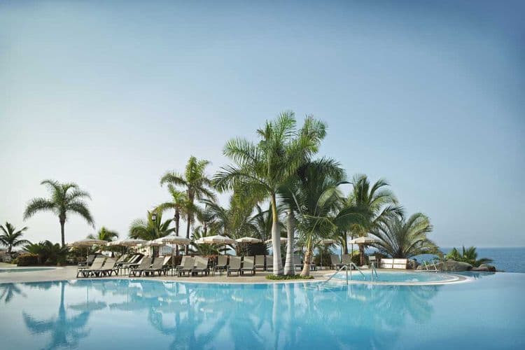 Adrian Hoteles Roca Nivaria Gran