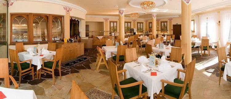 Strass Hotel
