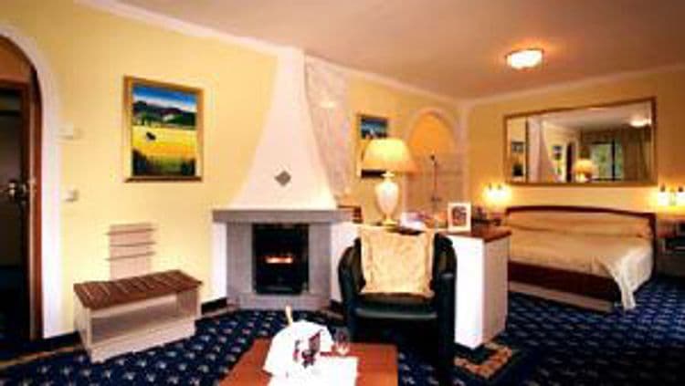 Interstar Hotel