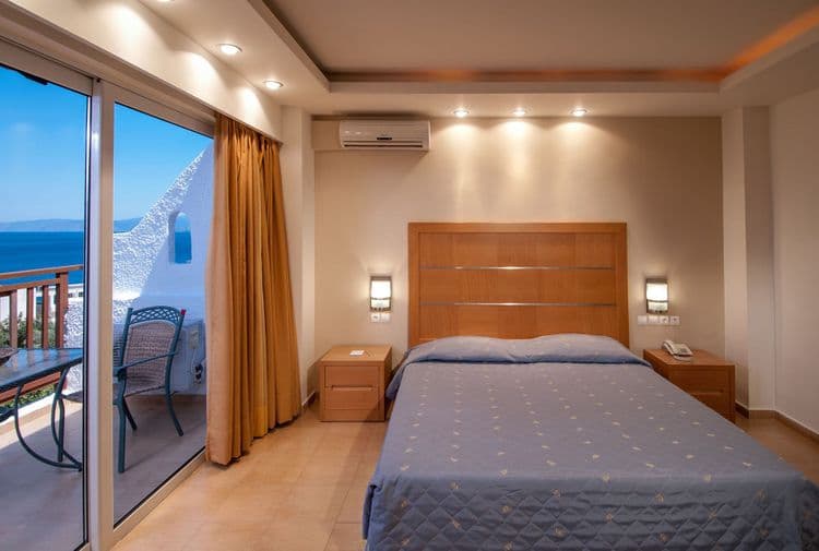 Elounda Breeze Resort