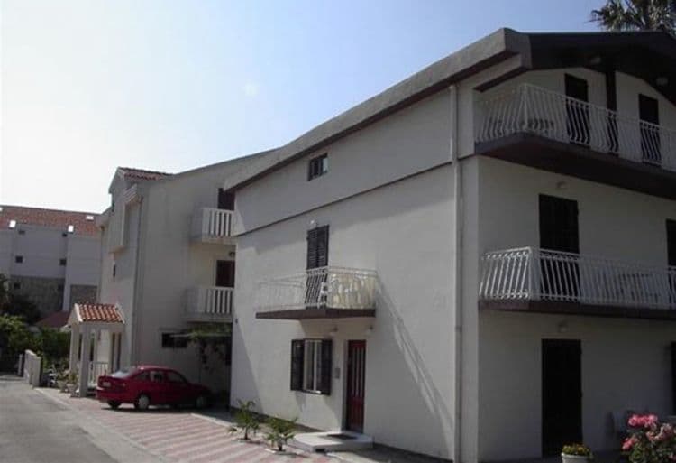 Dimic Villa