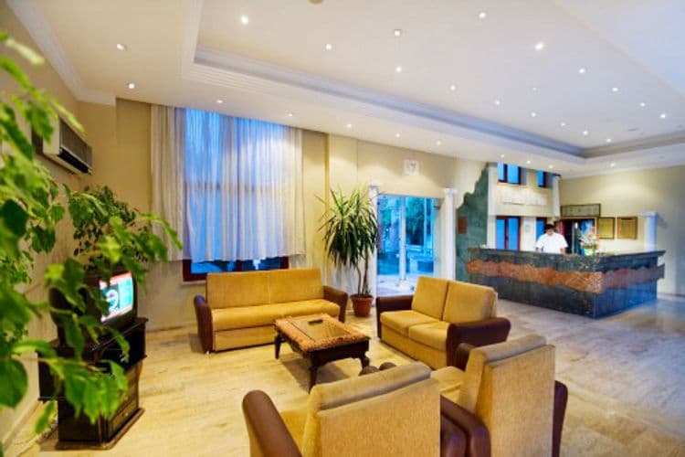 Queen Mary Hotel
