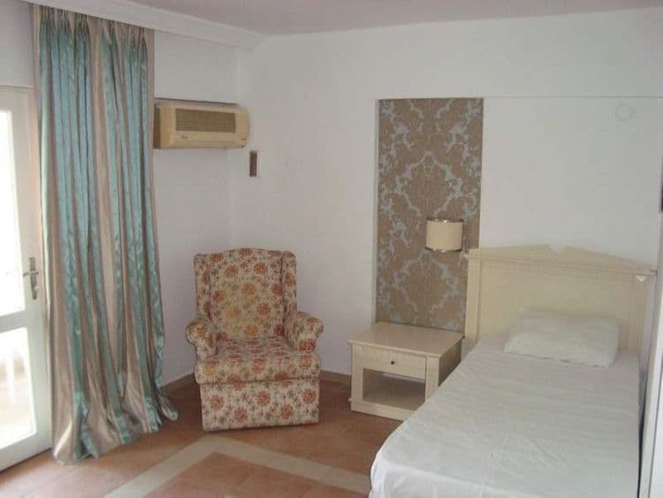 Side Iona Hotel