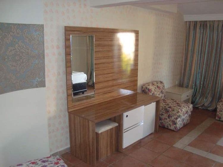 Side Iona Hotel