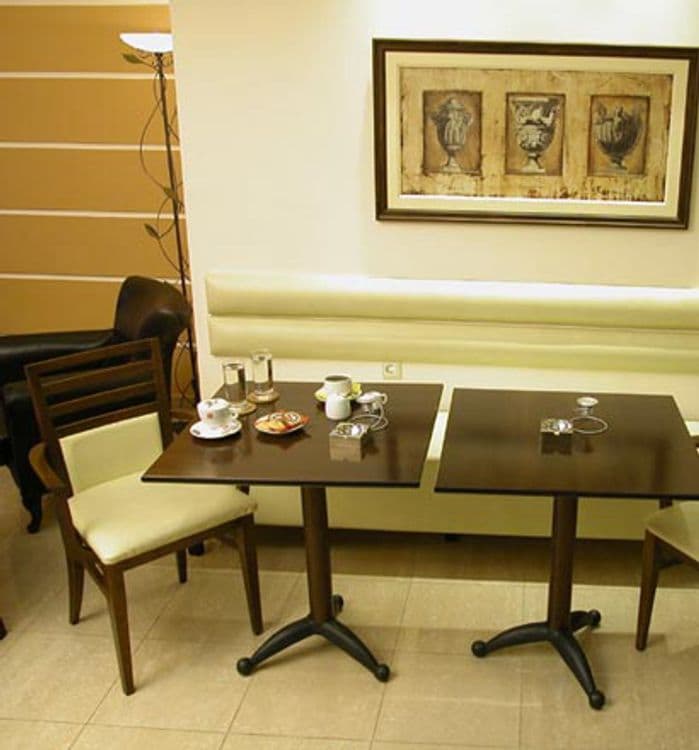 Ilion Hotel