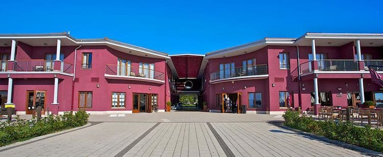 Nautica Hotel