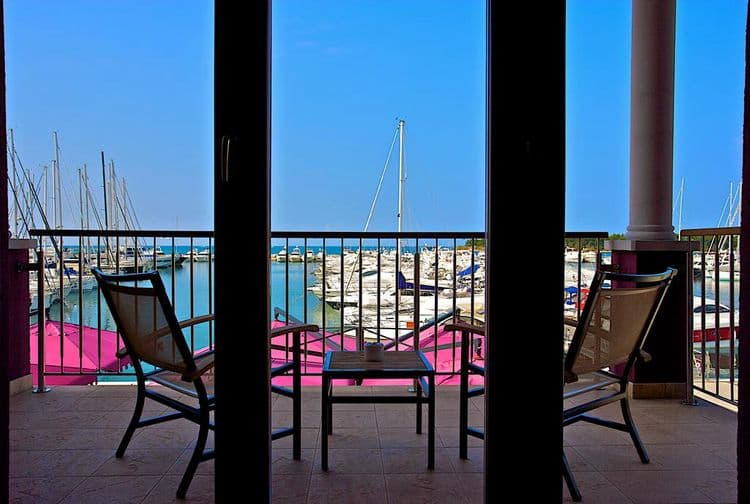 Nautica Hotel