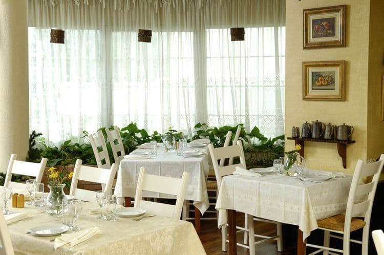 Cleopatra Hotel