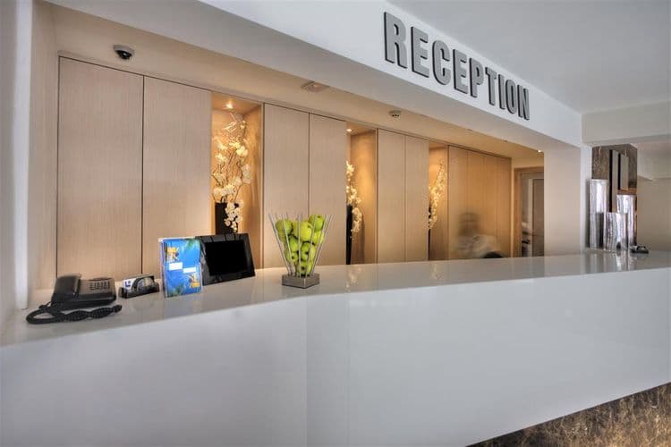 Livadhiotis City Hotel