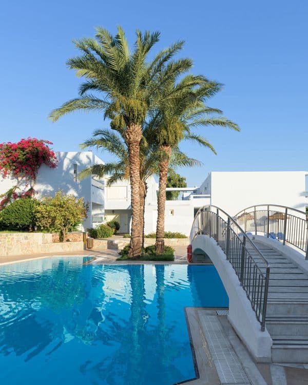 Avra Beach Resort Hotel & Bungalows