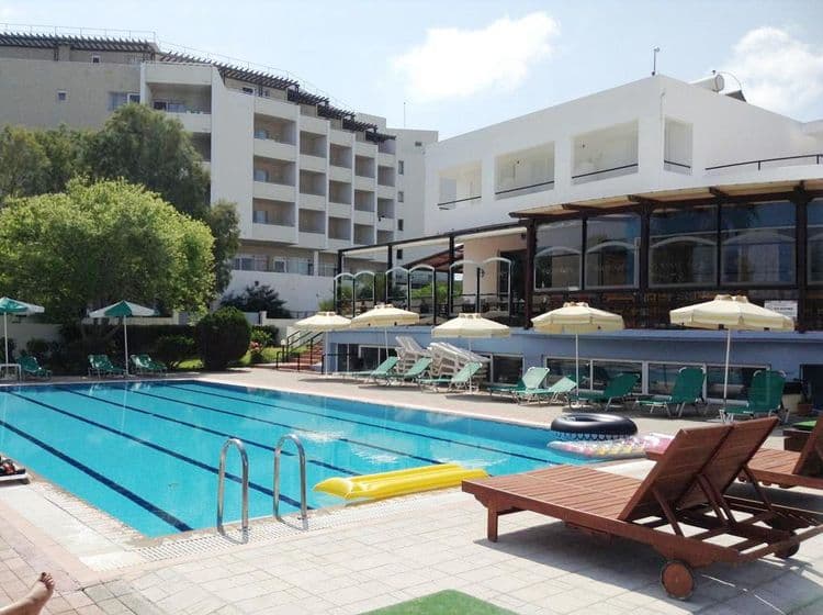 Pylea Beach Hotel