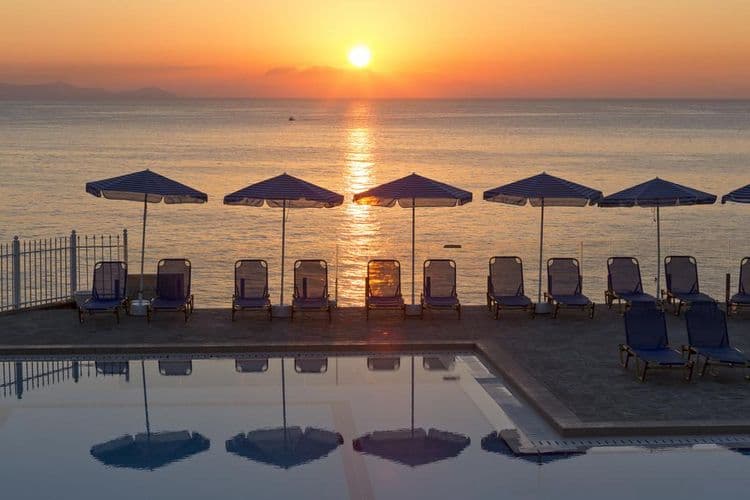 Peninsula Resort & Spa