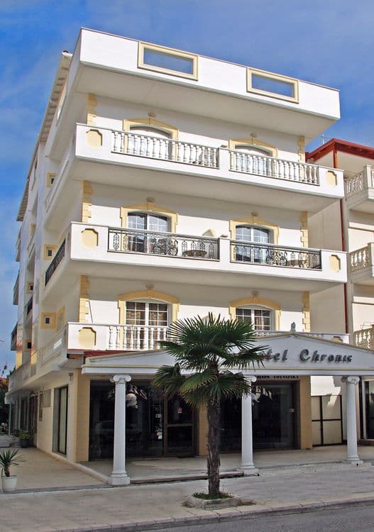 Chronis Hotel