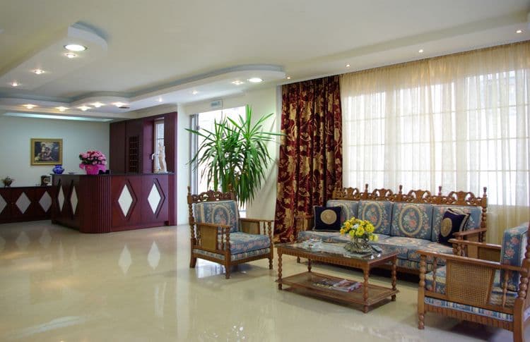 Chronis Hotel