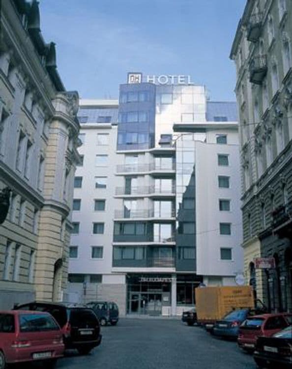 NH Budapest City