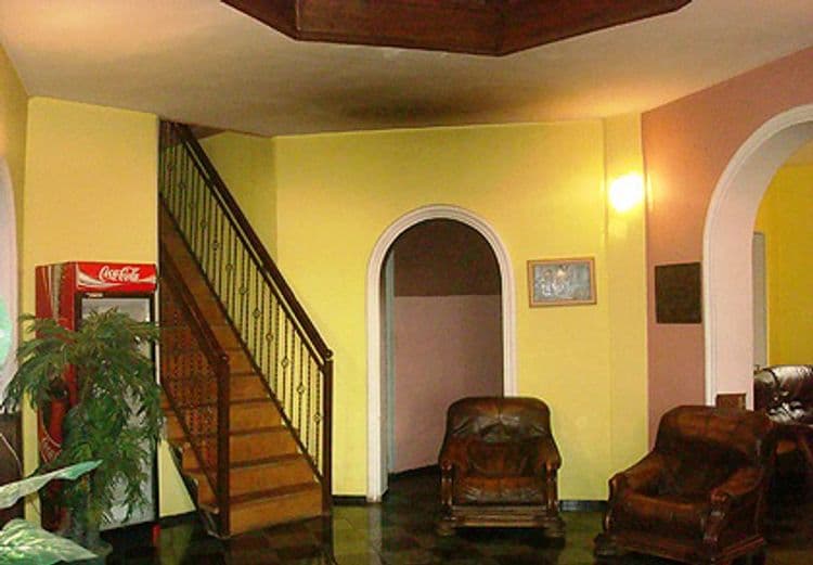 7 Hotel