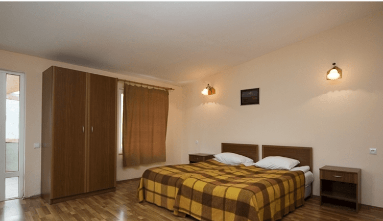 Shamo Hotel