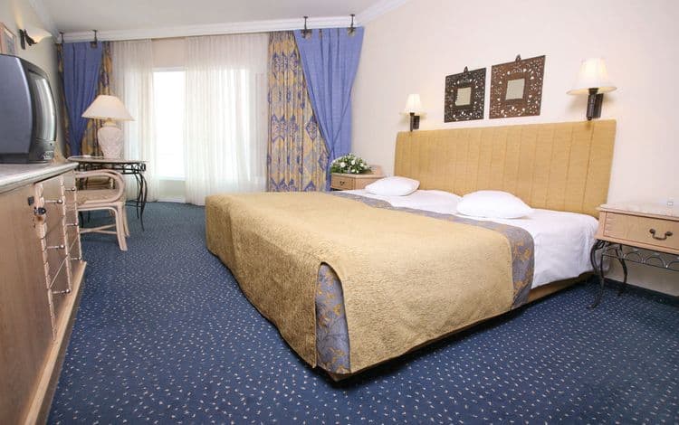 Crowne Plaza Dead Sea