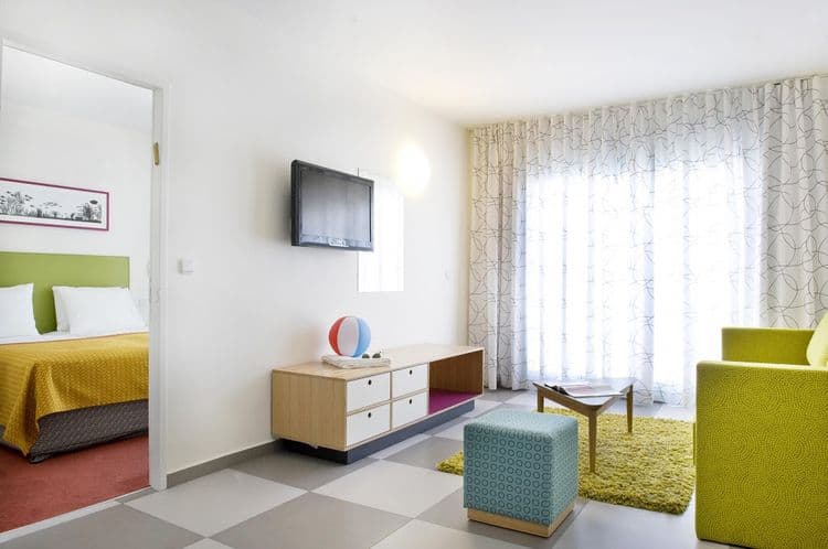 Nova Like Hotel