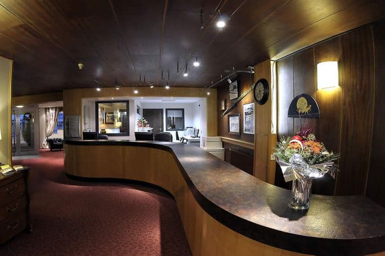 Kandahar Hotel