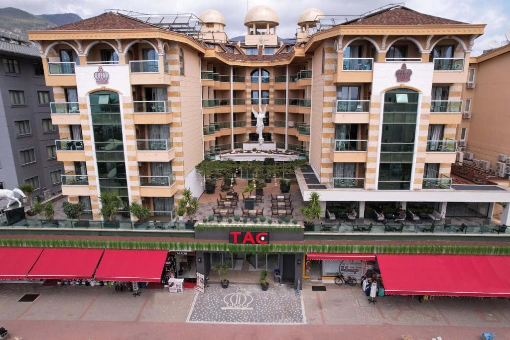 Tac Premier Hotel