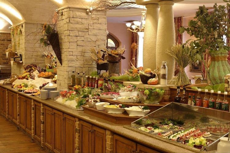 Carlsbad Plaza Medical Spa & Wellness Hotel