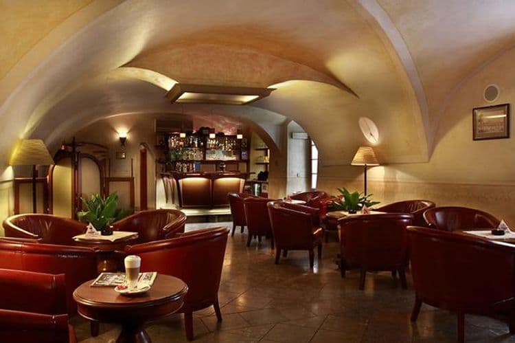Elite Hotel